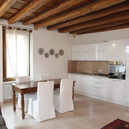 Centre 2 Bedroom Flat Βερόνα Εξωτερικό φωτογραφία