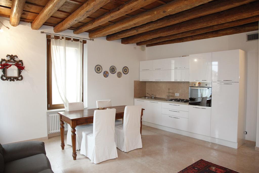 Centre 2 Bedroom Flat Βερόνα Εξωτερικό φωτογραφία